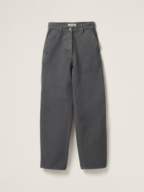 Garment-dyed gabardine pants