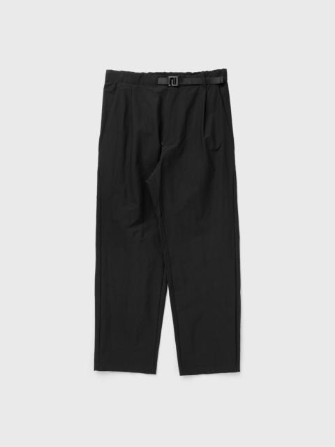 Goldwin One Tuck Tapered Ankle Pants