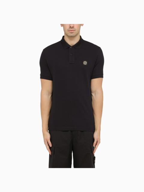 Navy short-sleeved polo shirt with logo