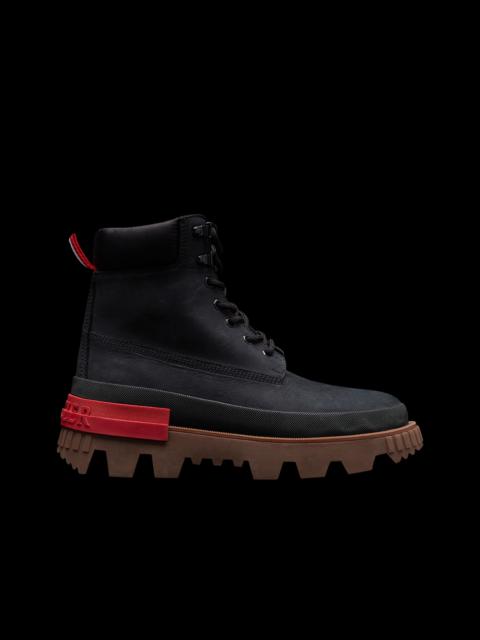 Mon Corp Lace-Up Boots