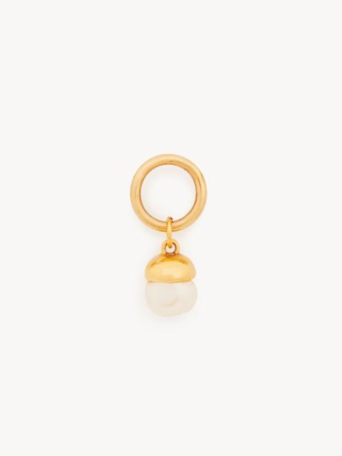 Chloé ALPHABET PEARL CHARM IN PEARL & BRASS