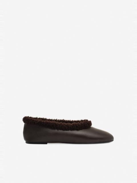 MAGDA BUTRYM Leather ballet flats with shearling trim in brown