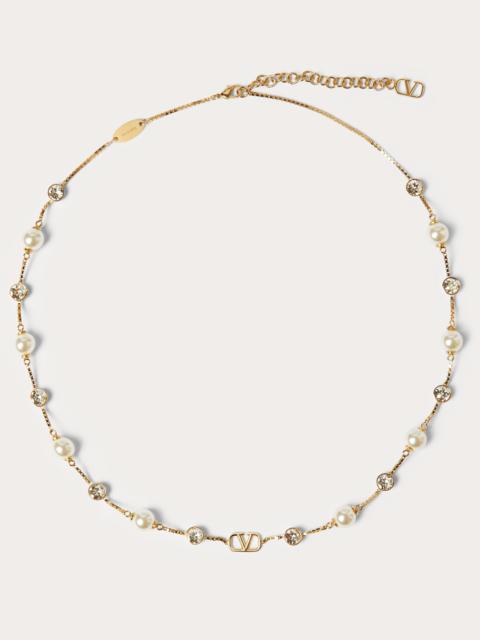 VLOGO SIGNATURE METAL NECKLACE WITH PEARLS AND SWAROVSKI® CRYSTALS