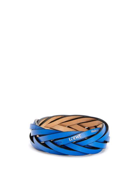 Braided bangle in classic calfskin