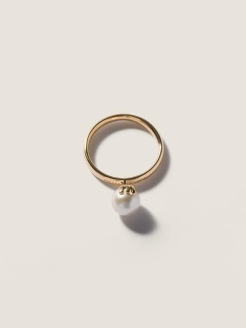 Miu Miu Metal and pearl ring