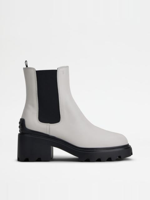 Tod's TOD'S ANKLE BOOTS IN LEATHER - GREY