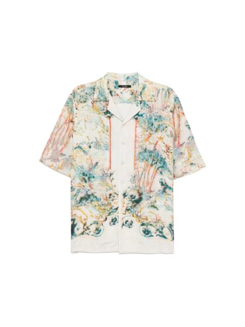 graphic-print shirt