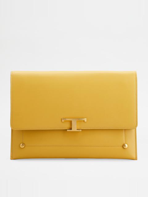 Tod's T TIMELESS ENVELOPE CLUTCH IN LEATHER LARGE - YELLOW