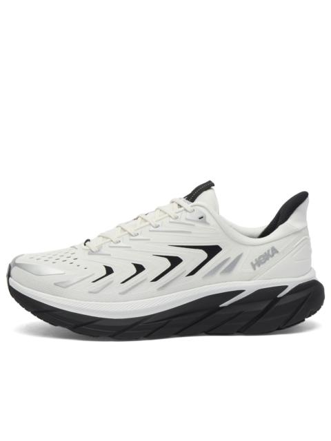 HOKA Hoka ONE ONE Clifton Utl Sneaker