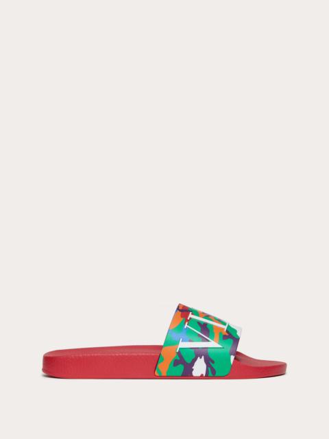 Valentino CAMOU7 Rubber Slide Sandal