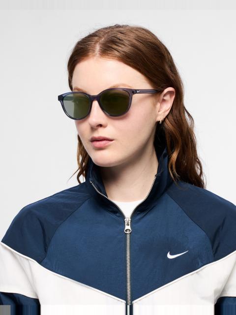 Nike Nike Vital Trend Mirrored Sunglasses