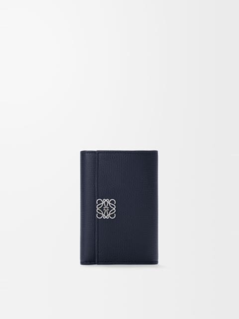Loewe Anagram small vertical wallet in pebble grained calfskin