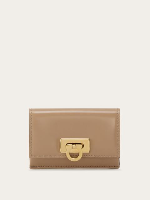 FERRAGAMO CREDIT CARD HOLDER WITH GANCINI CLASP