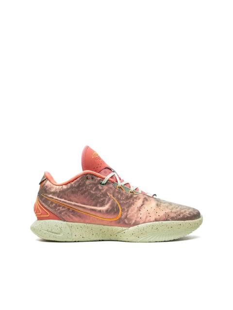Nike LeBron 21 "Queen Conch" sneakers