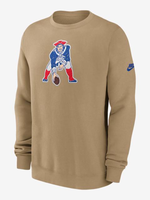 Nike New England Patriots Swing Pass Rewind Club Men's Nike NFL Pullover Crew