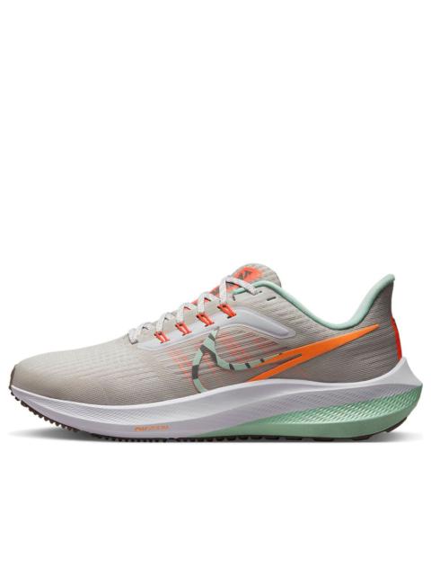 (WMNS) Nike Air Zoom Pegasus 39 Premium 'Photon Dust Orange Mint' DQ4339-001