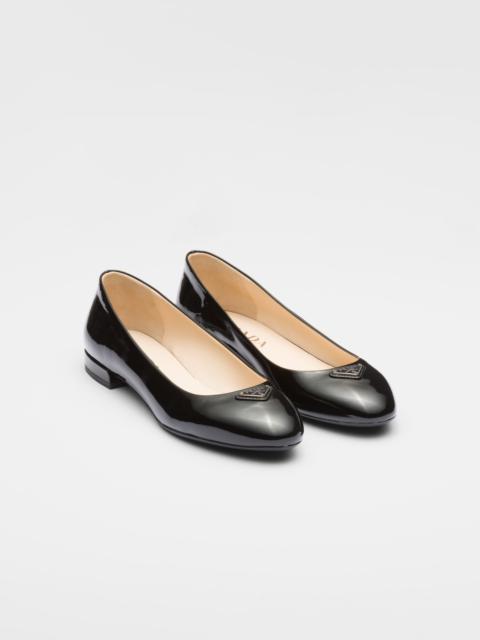 Patent leather ballerinas