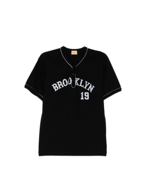 Whitesville GRAPHIC-PRINTED V-NECK T-SHIRT