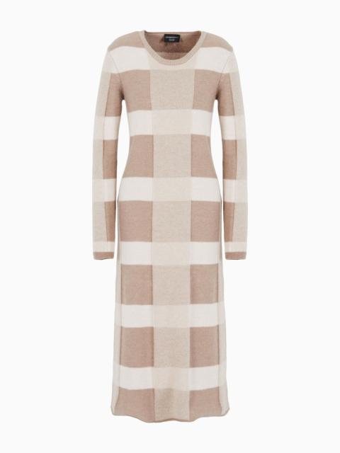 Icon long dress in virgin wool with a plated check motif