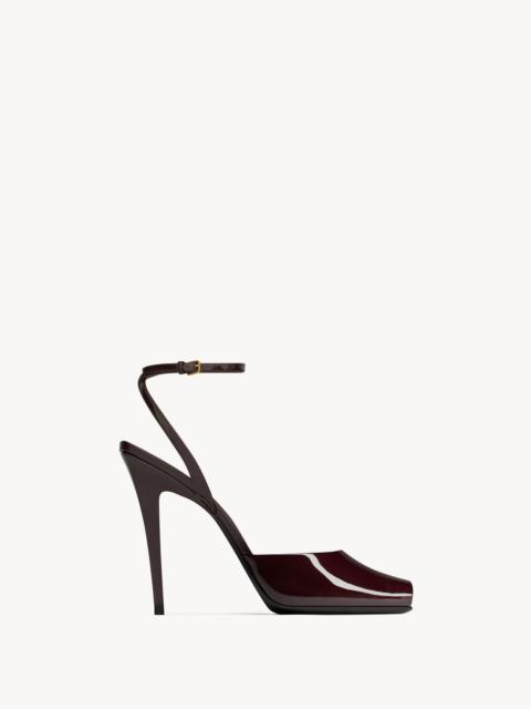 SAINT LAURENT LA SCANDALE SANDALS IN PATENT LEATHER