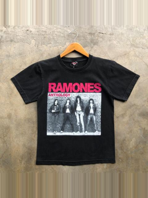 Other brands Band Tees - Vintage RAMONES antilogy tshirt