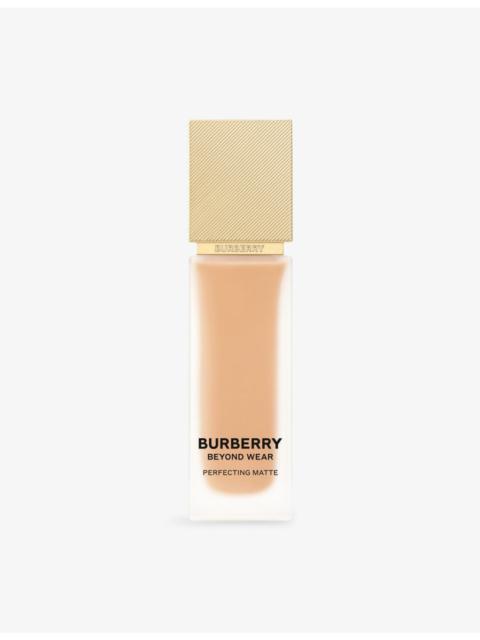 Burberry Beyond Wear Perfecting Matte foundation 30ml