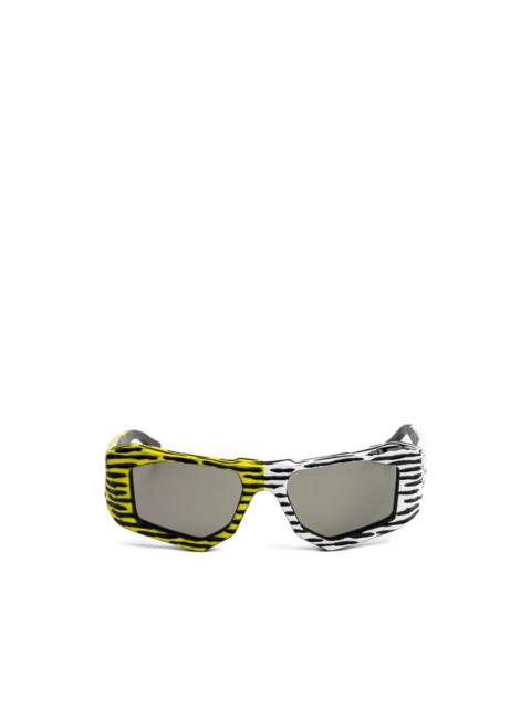 Kuboraum F6 Pop-Grotesque rectangle-frame sunglasses