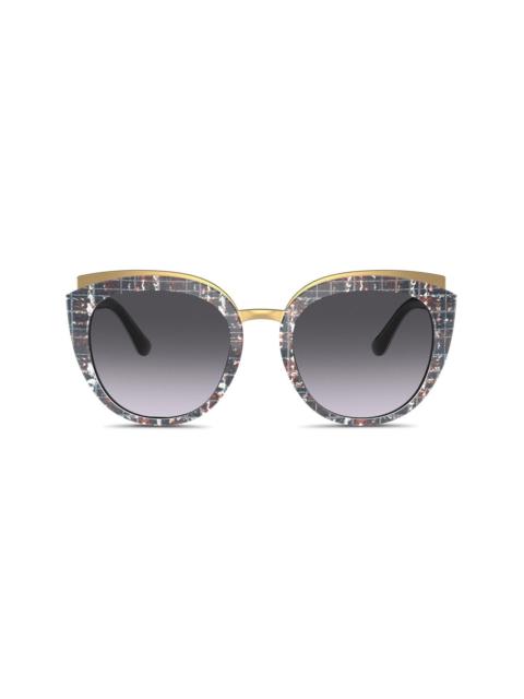 Family cat-eye frame sunglasses