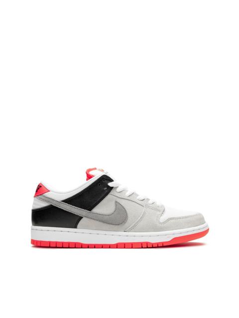 SB Dunk Low "Infrared" sneakers