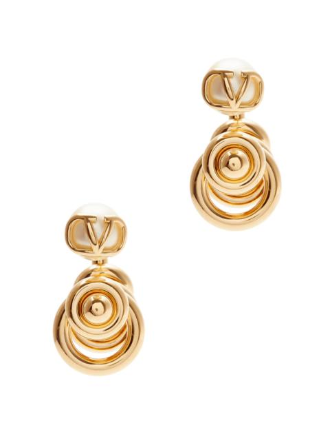VLogo ring-embellished hoop earrings