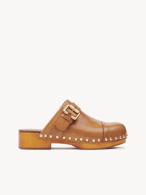 JEANNETTE CLOG