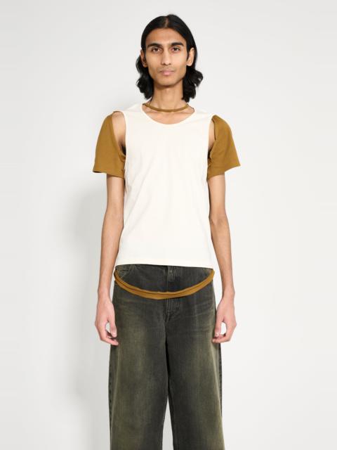 ECKHAUS LATTA ECKHAUS LATTA HUGGING TEE COCONUT