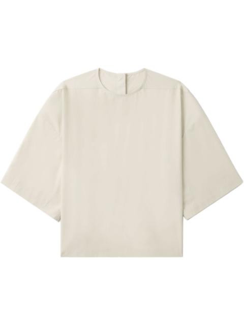oversized sleeve t-shirt
