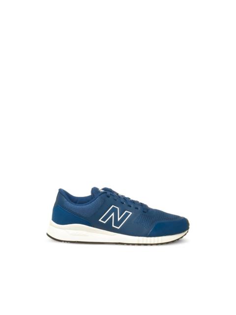 New Balance 005 logo sneakers
