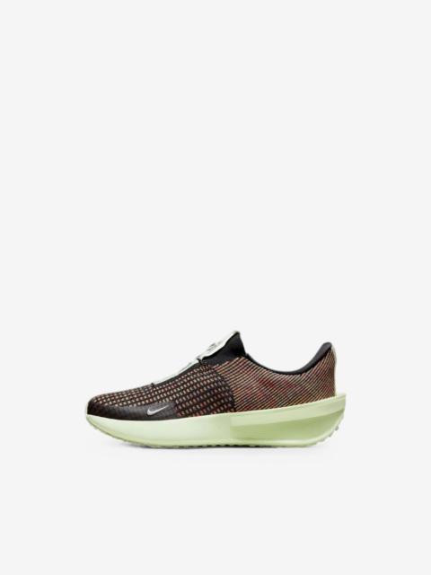 Nike Interact Run EasyOn sneakers