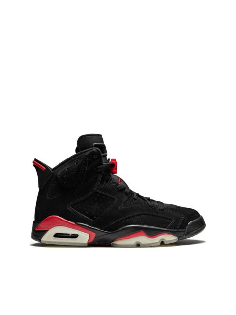 Air Jordan 6 Retro sneakers