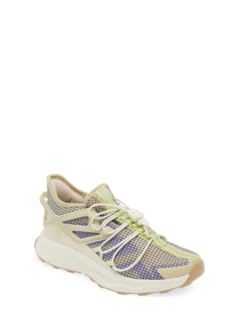 The North Face Oxeye Tech Hiking Sneaker in Gravel/White Dune