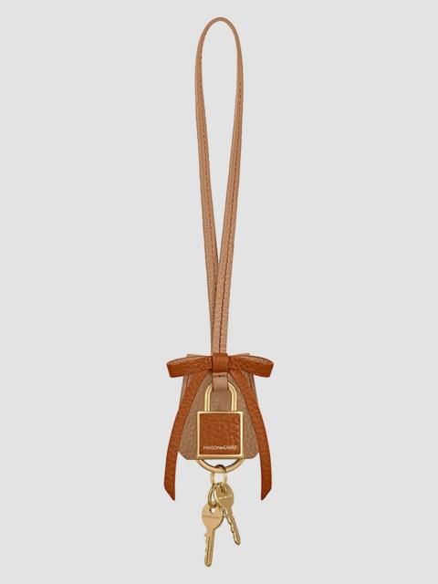 MAISON de SABRÉ Women's The Bow Padlock Charm - Sandstone Pecan