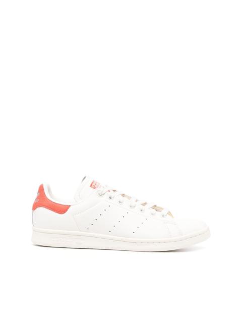 Stan Smith low-top sneakers