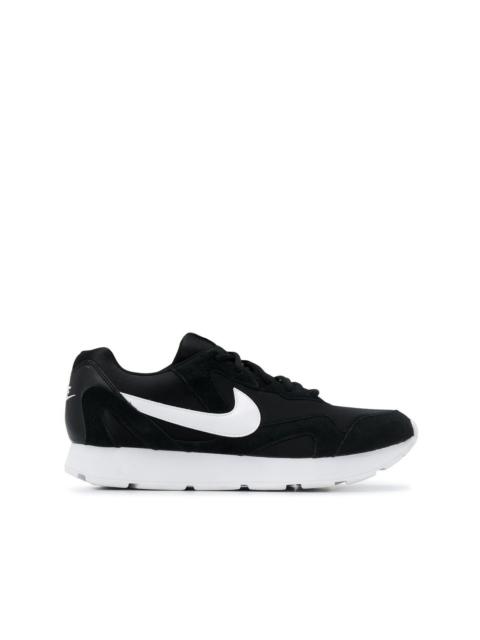 Nike Delfine low-top sneakers