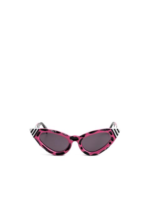 Kuboraum Y3 cat-eye frame sunglasses