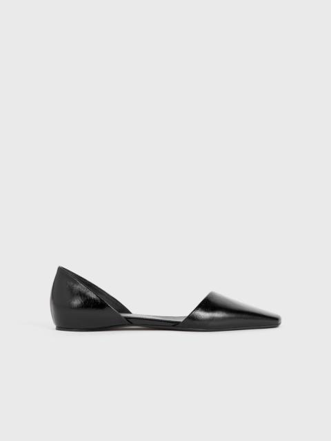 The Asymmetric D'Orsay Flat black