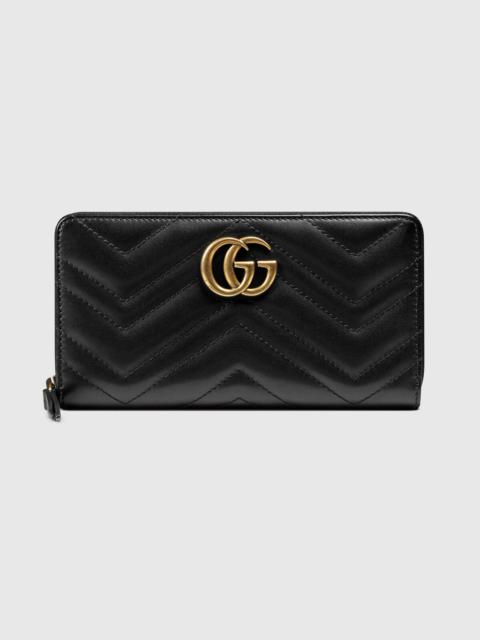 GG Marmont zip around wallet