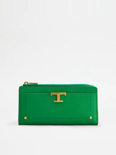 Tod's T TIMELESS WALLET IN LEATHER - GREEN
