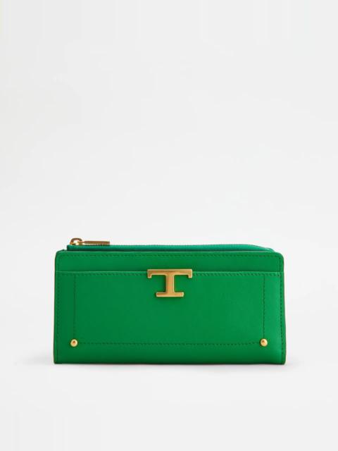 Tod's T TIMELESS WALLET IN LEATHER - GREEN