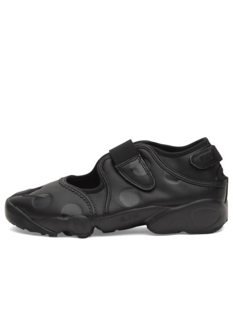 Nike Nike Air Rift Dot Sneaker