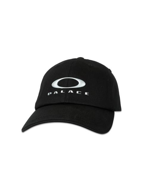 【日本限定モデル】 Palace PALACE x REVERSIBLE | 'Black/Silver' 6-Panel Oakley 帽子