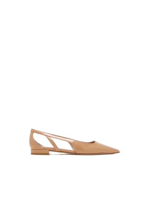 pointed-toe ballet flats