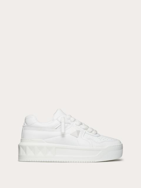 Valentino ONE STUD XL TRAINER IN NAPPA LEATHER