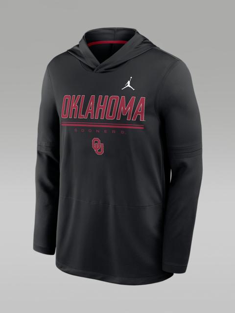 Jordan Oklahoma Sideline Men's Jordan Brand Dri-FIT College Long-Sleeve Hooded Top